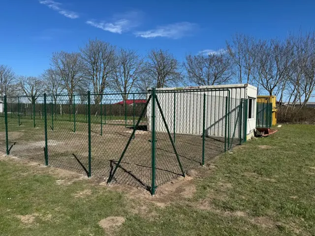 Maschendrahtzaun Berlin Referenz 1